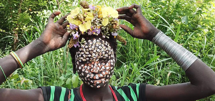 Surma flowers tribe of Ethiopia